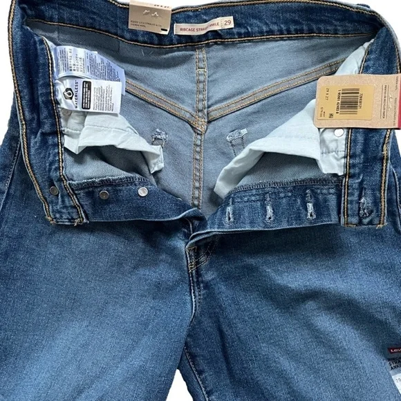 NWT Levi’s High Rise Ribcage Straight Ankle Jean in Medium Wash Women’s Size 29 - Picture 7 of 7